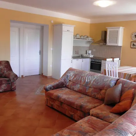 Kristina Apartment Supetarska Draga