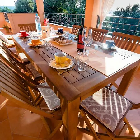Apartment Kristina Supetarska Draga