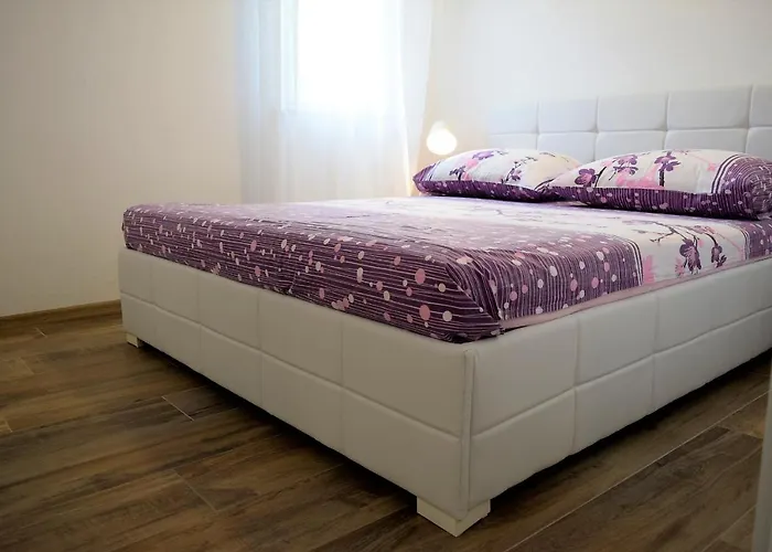 Kristina Apartman Supetarska Draga